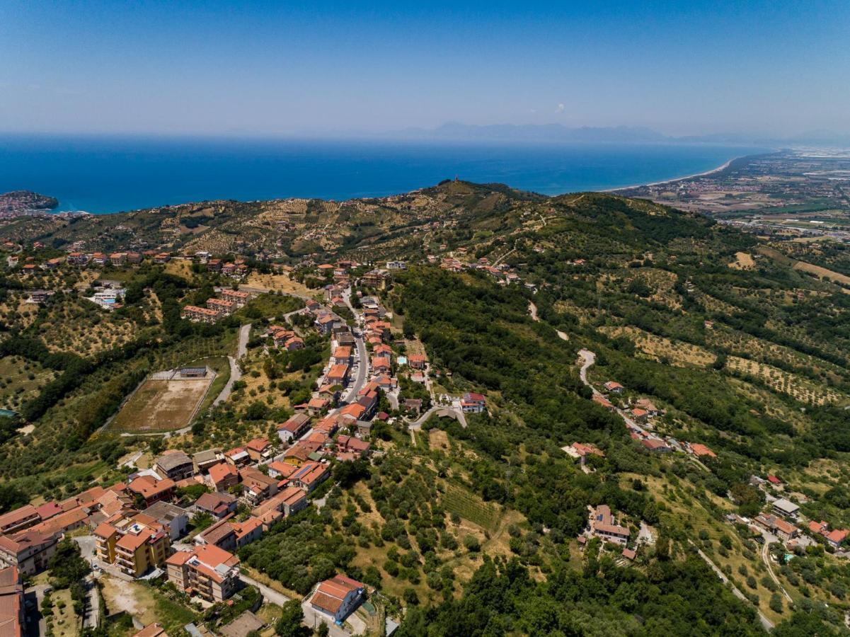 B&B Albachiara Casa Di Campagna Ogliastro Cilento Exterior foto