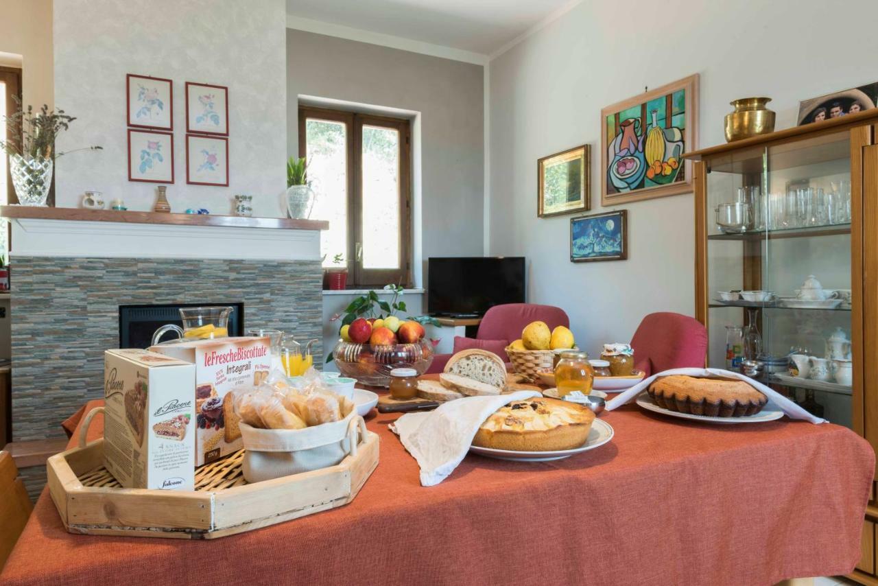 B&B Albachiara Casa Di Campagna Ogliastro Cilento Exterior foto